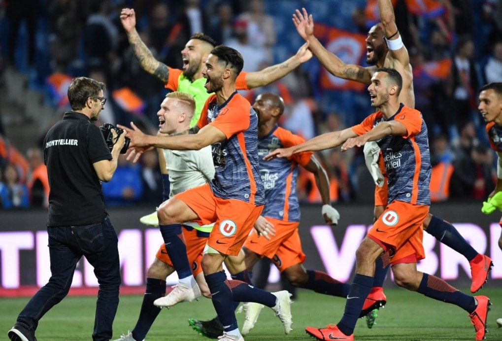 لاعبو مونبيليه يحتفلون بالفوز (أ ف ب) لاعبو مونبيليه يحتفلون بالفوز (أ ف ب)
