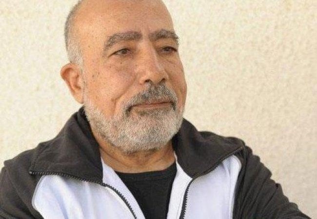 فؤاد الشوبكي: الأسير الأكبر سناً فؤاد الشوبكي: الأسير الأكبر سناً