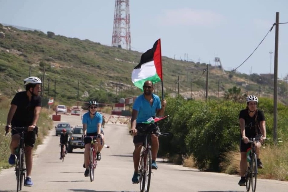علم فلسطين إلى حدودها علم فلسطين إلى حدودها