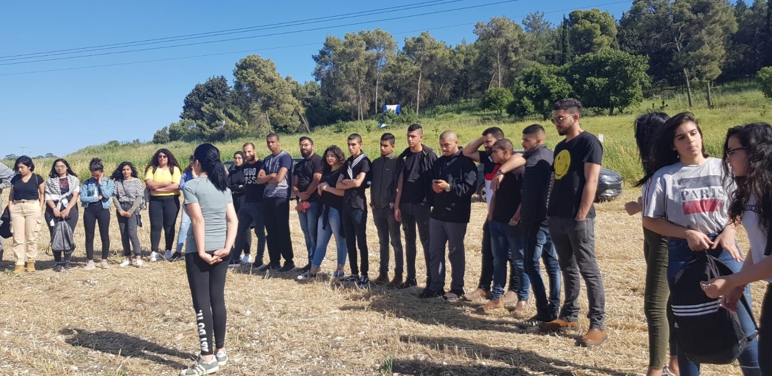متطوعون ينظمون المسيرة في ساحة "خبيزة". متطوعون ينظمون المسيرة في ساحة "خبيزة".