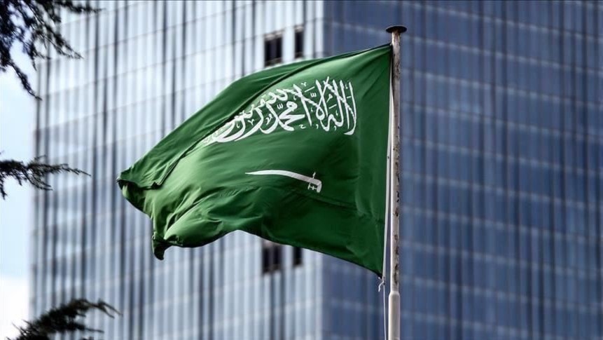 السعودية تطلب النجدة بسبب صاروخ "كروز" اليمني السعودية تطلب النجدة بسبب صاروخ "كروز" اليمني