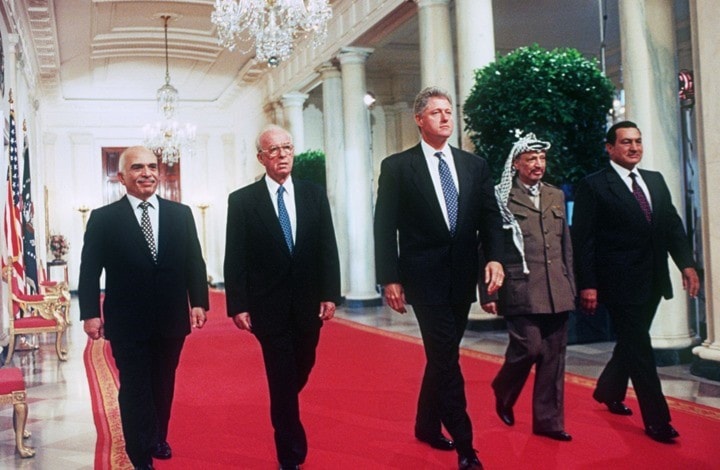 في أوسلو أخذ الصهاينة كل شيء أو كادوا ولم يحصل الفلسطينيون إلا على اللمَم في أوسلو أخذ الصهاينة كل شيء أو كادوا ولم يحصل الفلسطينيون إلا على اللمَم