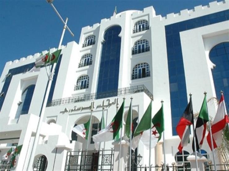 الجزائر: المجلس الدستوري يعلن استحالة إجراء الانتخابات الرئاسية الشهر المقبل الجزائر: المجلس الدستوري يعلن استحالة إجراء الانتخابات الرئاسية الشهر المقبل