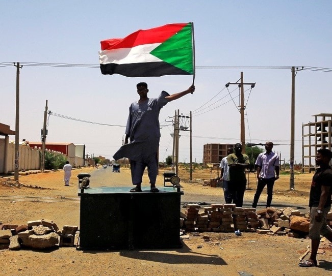 السودان سوار من ذهب أم سوار من نار؟ ! السودان سوار من ذهب أم سوار من نار؟ !