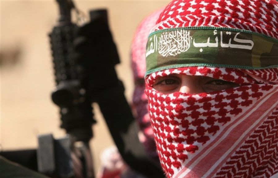 أبو عبيدة سيرسل مئات الملايين من الرسائل لأحرار العالم أبو عبيدة سيرسل مئات الملايين من الرسائل لأحرار العالم