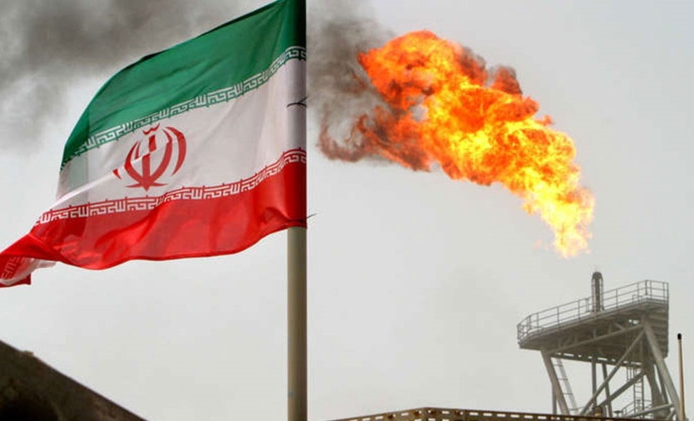 عقوبات أميركية جديدة على طهران تستهدف 39 شركةً في قطاع البتروكيميائيات عقوبات أميركية جديدة على طهران تستهدف 39 شركةً في قطاع البتروكيميائيات