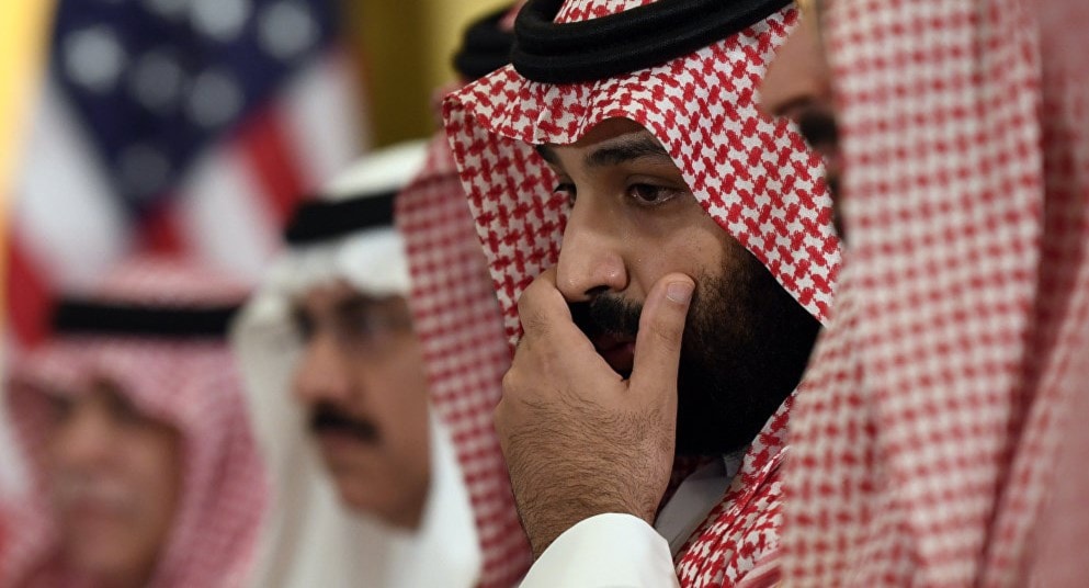 تلقى ابن سلمان معمودية نيران كادت أن تطيحه من منصبه تلقى ابن سلمان معمودية نيران كادت أن تطيحه من منصبه