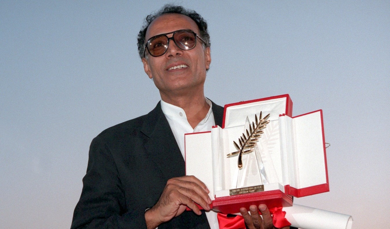 سينما الأطفال الايرانية تتألق من خلال آثار "عباس كيارستمی" بشكل واسع في المهرجانات الدولية سينما الأطفال الايرانية تتألق من خلال آثار "عباس كيارستمی" بشكل واسع في المهرجانات الدولية