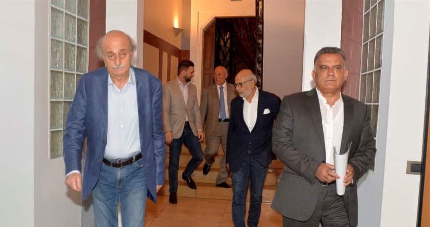 جتبلاط: منفتح على كل الحلول بالتعاون مع مدير عام الأمن العام جتبلاط: منفتح على كل الحلول بالتعاون مع مدير عام الأمن العام