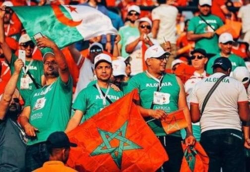 جزائريون يشجّعون المغرب ومغاربة يشجّعون الجزائر في بطولة أمم أفريقيا في مصر جزائريون يشجّعون المغرب ومغاربة يشجّعون الجزائر في بطولة أمم أفريقيا في مصر
