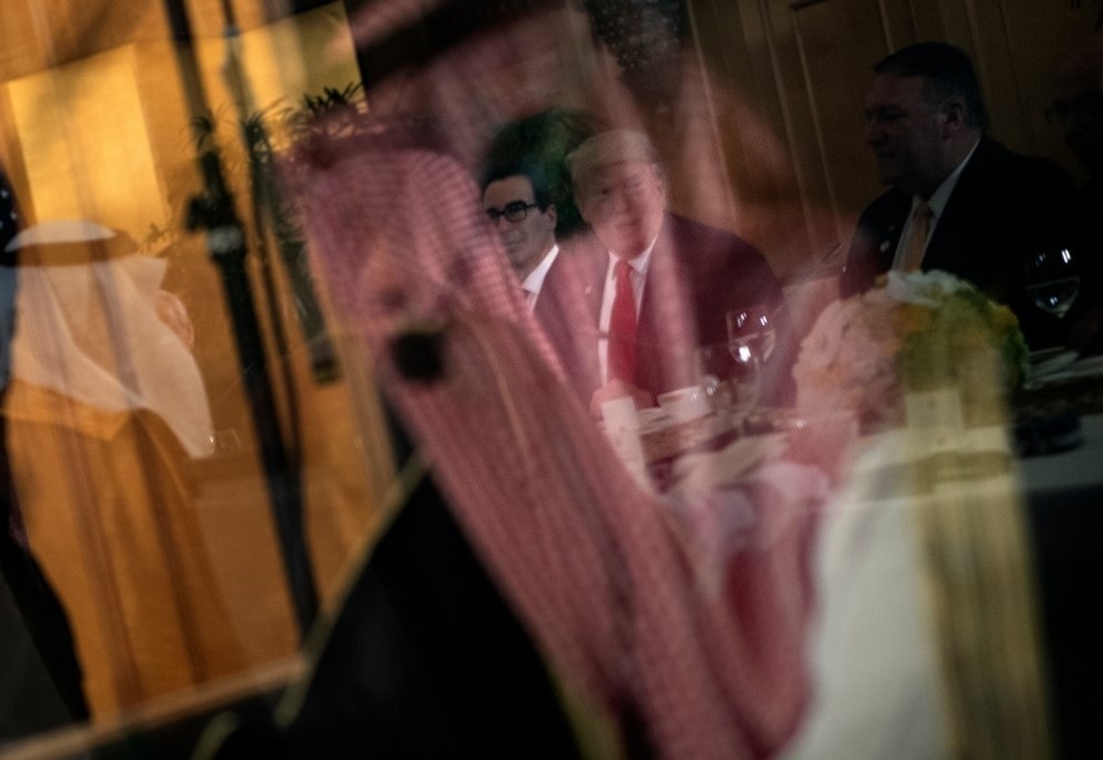 ترامب قبل لقاء مع ولي العهد السعودي في قمة العشرين الأخيرة / أ.ف.ب ترامب قبل لقاء مع ولي العهد السعودي في قمة العشرين الأخيرة / أ.ف.ب