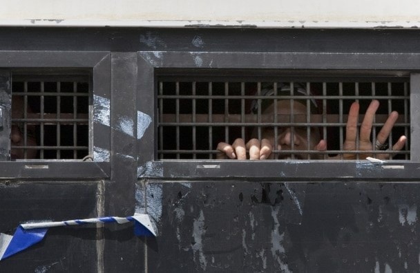 معلومات لـ الميادين نت: الأسيرة الفلسطينية فداء داموس تعلن إضرابها عن الطعام معلومات لـ الميادين نت: الأسيرة الفلسطينية فداء داموس تعلن إضرابها عن الطعام