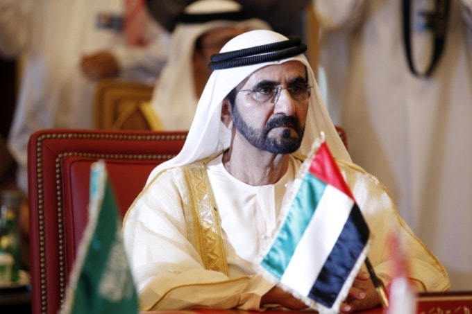 آل مكتوم: "الإمارات ستخلو من المستثمرين الأجانب عند سقوط صاروخ واحد فيها من إيران" آل مكتوم: "الإمارات ستخلو من المستثمرين الأجانب عند سقوط صاروخ واحد فيها من إيران"