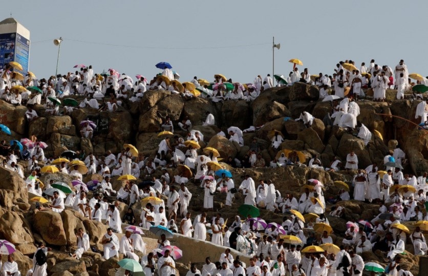 من 168 دولة..أكثر من مليوني حاج يبدأون التجمّع عند صعيد عرفة من 168 دولة..أكثر من مليوني حاج يبدأون التجمّع عند صعيد عرفة