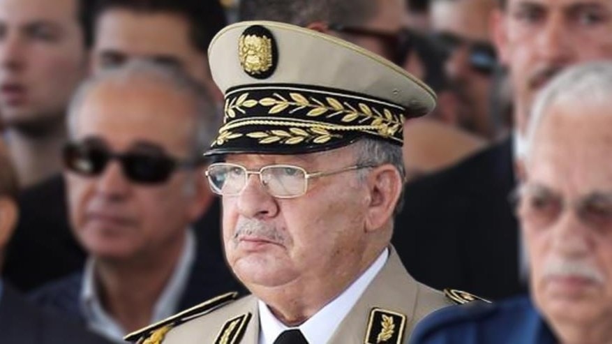 صالح يهاجم دعاة تبني خيار المرحلة الانتقالية في الجزائر صالح يهاجم دعاة تبني خيار المرحلة الانتقالية في الجزائر