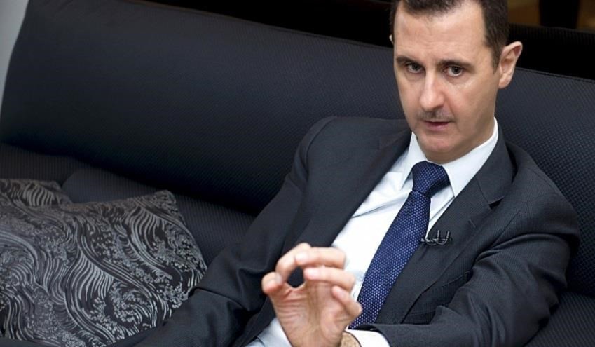 الأسد كما سيّد الخواتم في الغابات لا يعرف المناورات ولا يلتفت إلى الوراء كثيراً ولا إلى التحذيرات والابتزازت الأسد كما سيّد الخواتم في الغابات لا يعرف المناورات ولا يلتفت إلى الوراء كثيراً ولا إلى التحذيرات والابتزازت