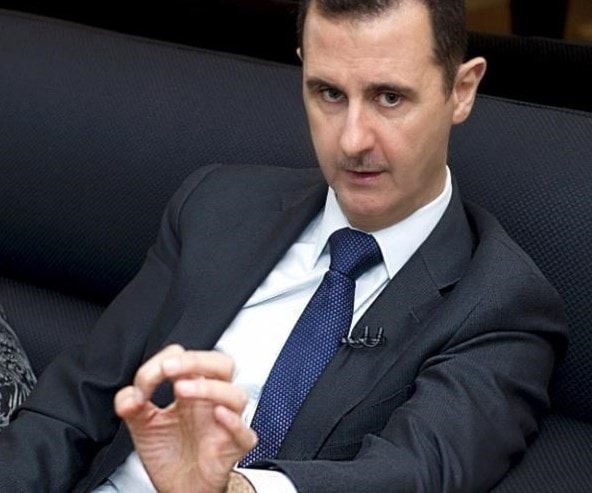 الأسد كما سيّد الخواتم في الغابات لا يعرف المناورات ولا يلتفت إلى الوراء كثيراً ولا إلى التحذيرات والابتزازت الأسد كما سيّد الخواتم في الغابات لا يعرف المناورات ولا يلتفت إلى الوراء كثيراً ولا إلى التحذيرات والابتزازت
