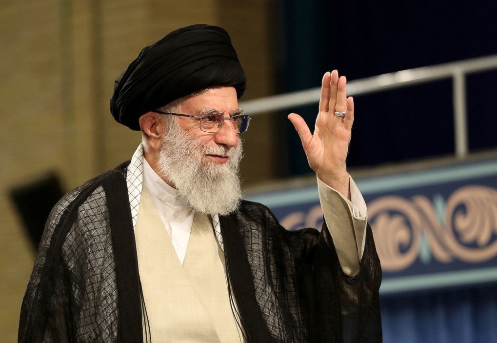 قائد الثورة الإسلامية، الإمام السيد علي الخامنئي (أ ف ب) قائد الثورة الإسلامية، الإمام السيد علي الخامنئي (أ ف ب)