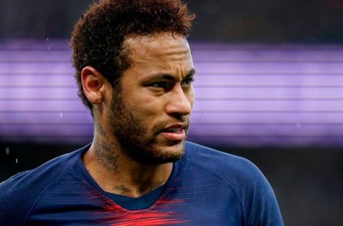 النجم البرازيلي نيمار النجم البرازيلي نيمار