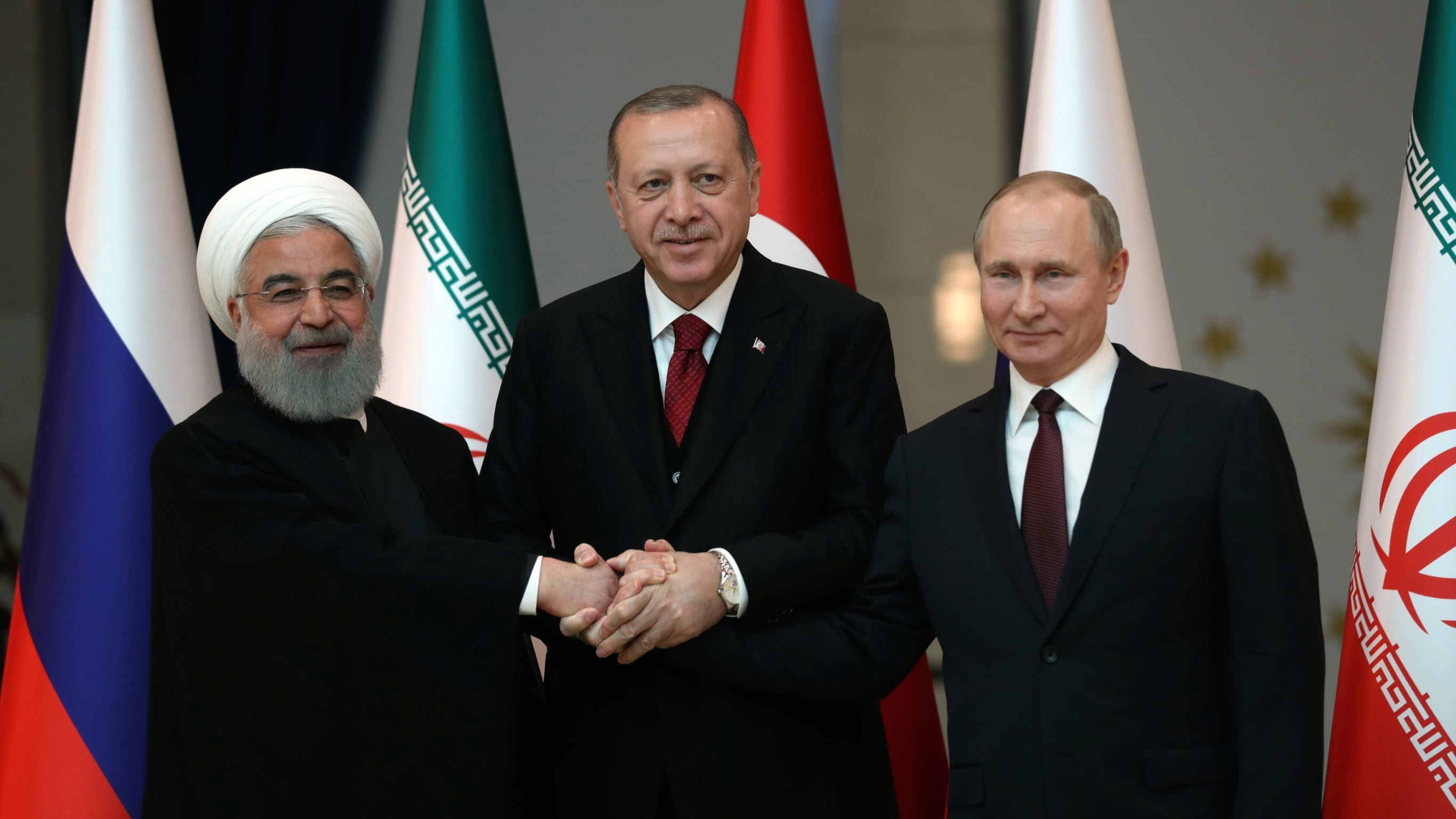 من لقاء سابق بين إردوغان وبوتين وروحاني في أنقرة (رويترز) من لقاء سابق بين إردوغان وبوتين وروحاني في أنقرة (رويترز)
