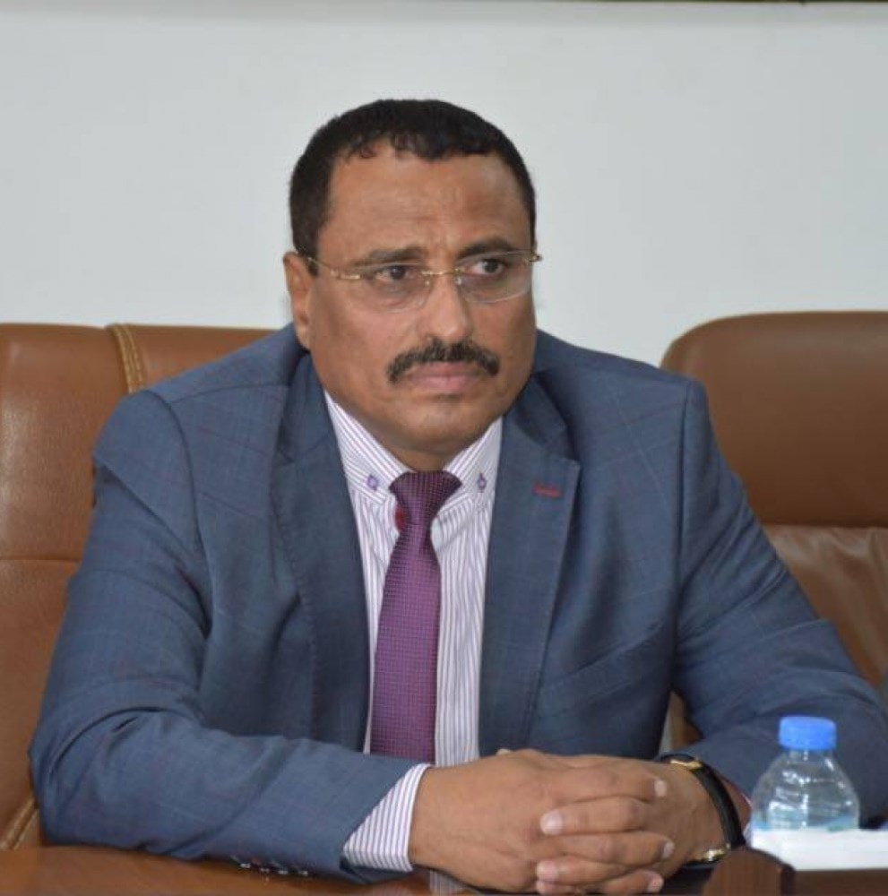 وزير النقل اليمني يتهم الإمارات بـ "الارتباط بتنظيمي القاعدة وداعش" في اليمن وزير النقل اليمني يتهم الإمارات بـ "الارتباط بتنظيمي القاعدة وداعش" في اليمن
