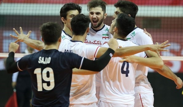 فاز منتخب إيران على الهند 3-0 فاز منتخب إيران على الهند 3-0