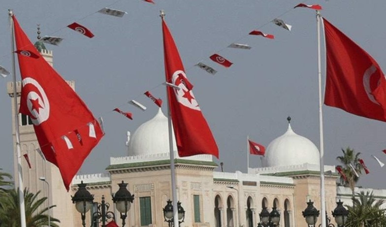 صلاح الدين الجورشي: تواجه تونس فخاً صلاح الدين الجورشي: تواجه تونس فخاً