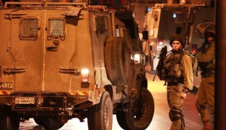الفلسطينيون يتصدون لحملة اعتداءات واعتقالات جديدة في الضفة الفلسطينيون يتصدون لحملة اعتداءات واعتقالات جديدة في الضفة