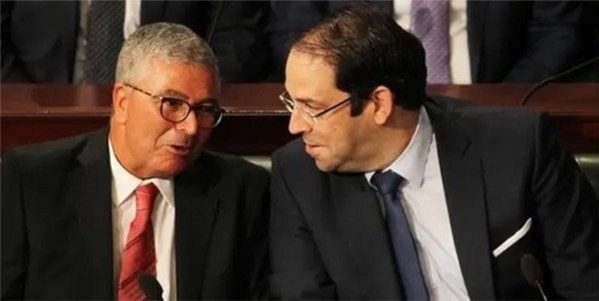 الزبيدي يطالب الشاهد بالاعتراف بالفشل وتحمل مسؤوليته والاستقالة من منصبه الزبيدي يطالب الشاهد بالاعتراف بالفشل وتحمل مسؤوليته والاستقالة من منصبه