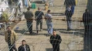سلطاتُ الاحتلالِ تخضعُ لمطالبِ الأسرى المضرِبين عن الطعامِ سلطاتُ الاحتلالِ تخضعُ لمطالبِ الأسرى المضرِبين عن الطعامِ