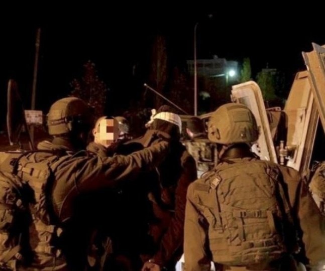 قوات الاحتلال تعتقل قياديين من حماس قوات الاحتلال تعتقل قياديين من حماس