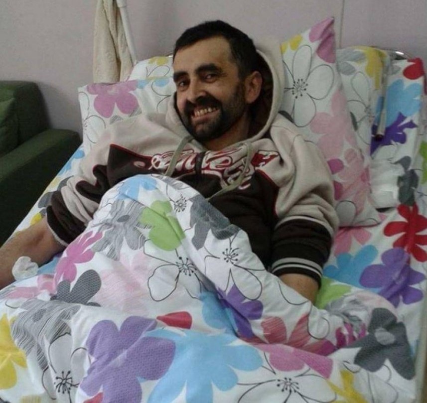 فصائل المقاومة تحمّل تل أبيب مسؤولية استشهاد الأسير بسام السايح في سجون الاِحتلال فصائل المقاومة تحمّل تل أبيب مسؤولية استشهاد الأسير بسام السايح في سجون الاِحتلال