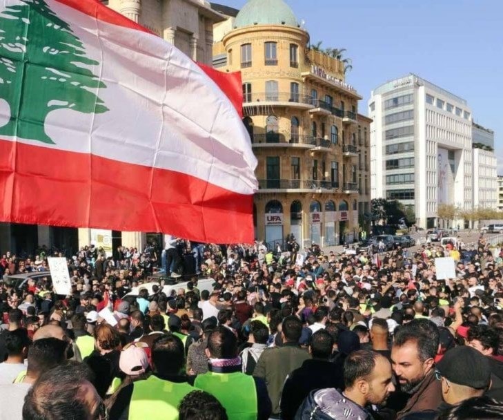 الشرق حامِلاً نفائسه.. هل يفتح لبنان الأبواب؟ الشرق حامِلاً نفائسه.. هل يفتح لبنان الأبواب؟