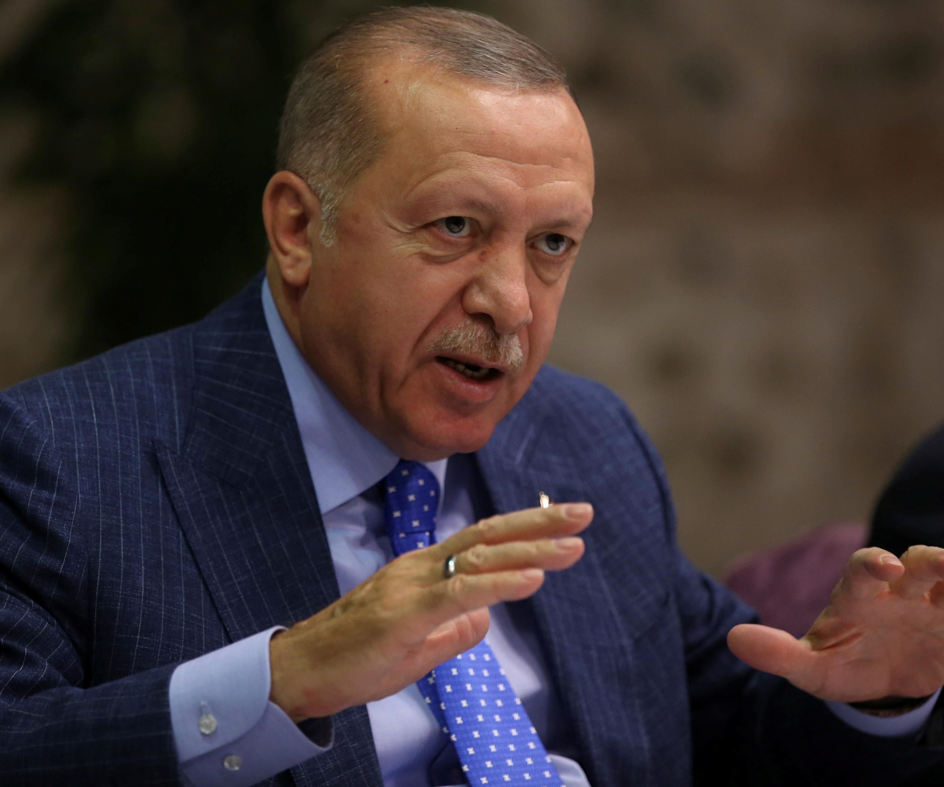 سيطر إردوغان على 95%من الإعلام الحكومي والخاص سيطر إردوغان على 95%من الإعلام الحكومي والخاص
