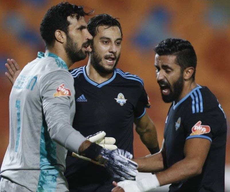 فاز بيراميدز على حوريا كوناكري الغيني في نصف النهائي فاز بيراميدز على حوريا كوناكري الغيني في نصف النهائي