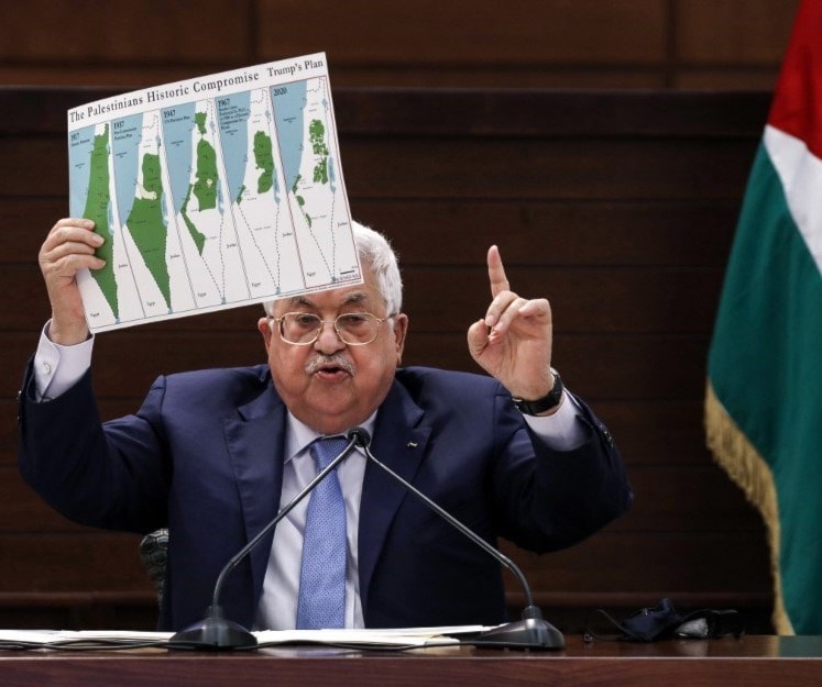 الرئيس الفلسطيني متحدثاً من رام الله خلال لقاء فيديو مع الفصائل الفلسطينيّة في بيروت - 3 سبتمبر 2020 (أ.ف.ب) الرئيس الفلسطيني متحدثاً من رام الله خلال لقاء فيديو مع الفصائل الفلسطينيّة في بيروت - 3 سبتمبر 2020 (أ.ف.ب)