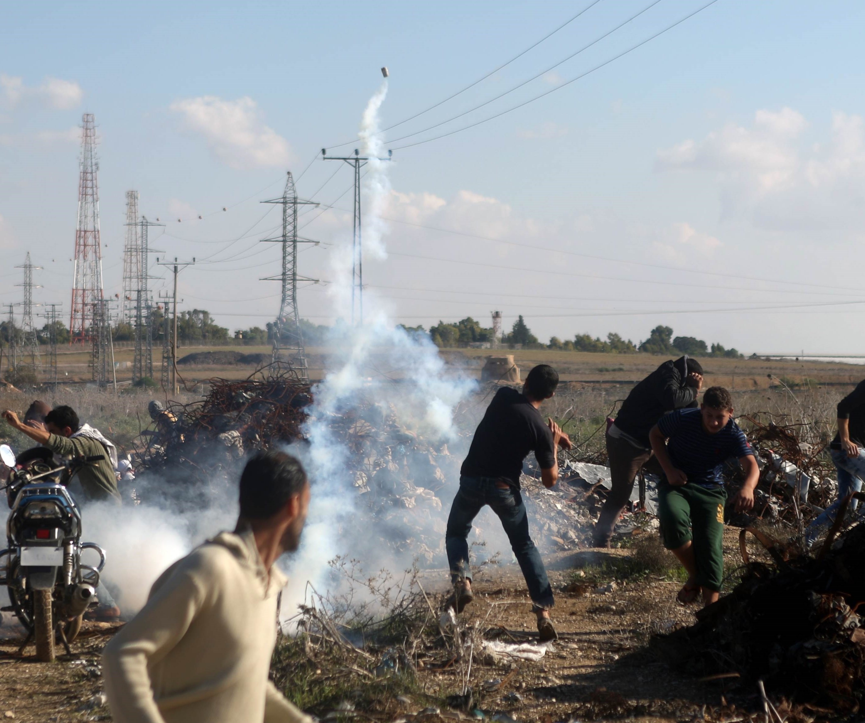 آفاق المقاومة الشعبية الراهنة في فلسطين (4) آفاق المقاومة الشعبية الراهنة في فلسطين (4)