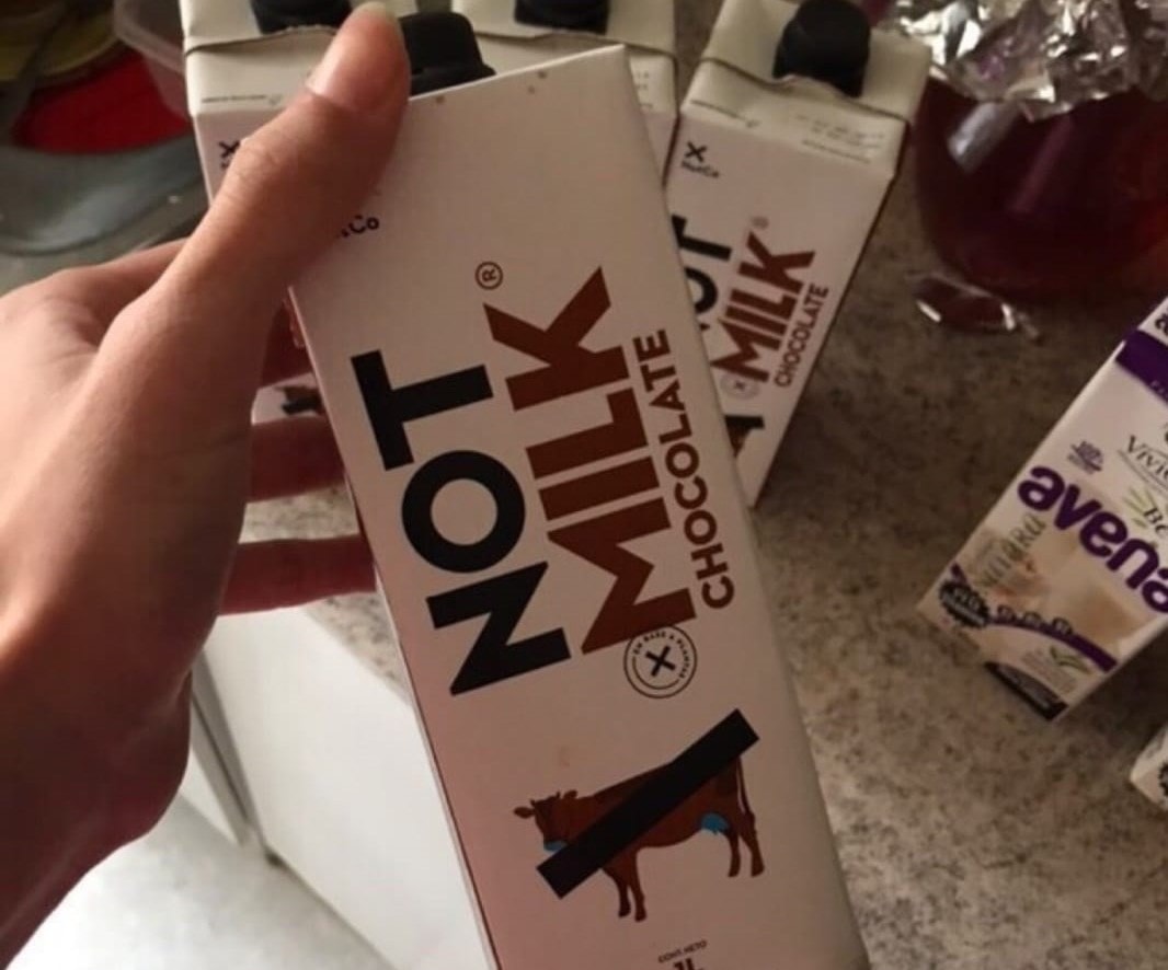 NotMilk أول منتج تم إنتاجه بالاعتماد على الذكاء الاصطناعي NotMilk أول منتج تم إنتاجه بالاعتماد على الذكاء الاصطناعي