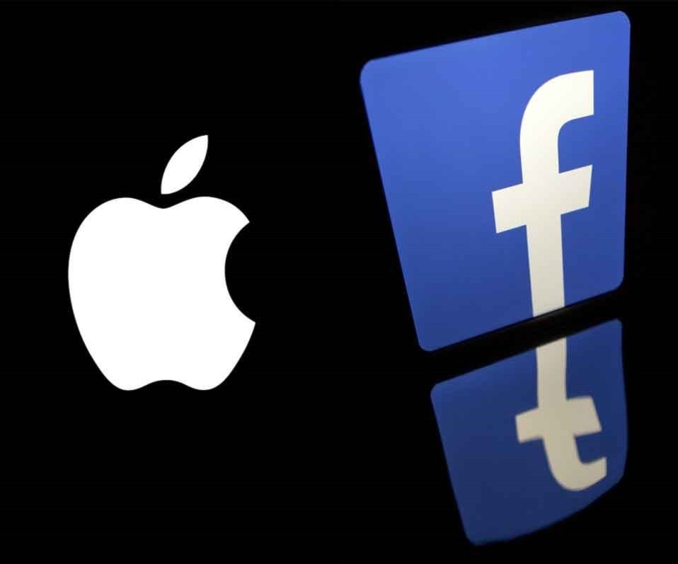 "آبل" تتهم "فيسبوك" بانتهاك خصوصية مستخدميه وبيع بيناتهم "آبل" تتهم "فيسبوك" بانتهاك خصوصية مستخدميه وبيع بيناتهم