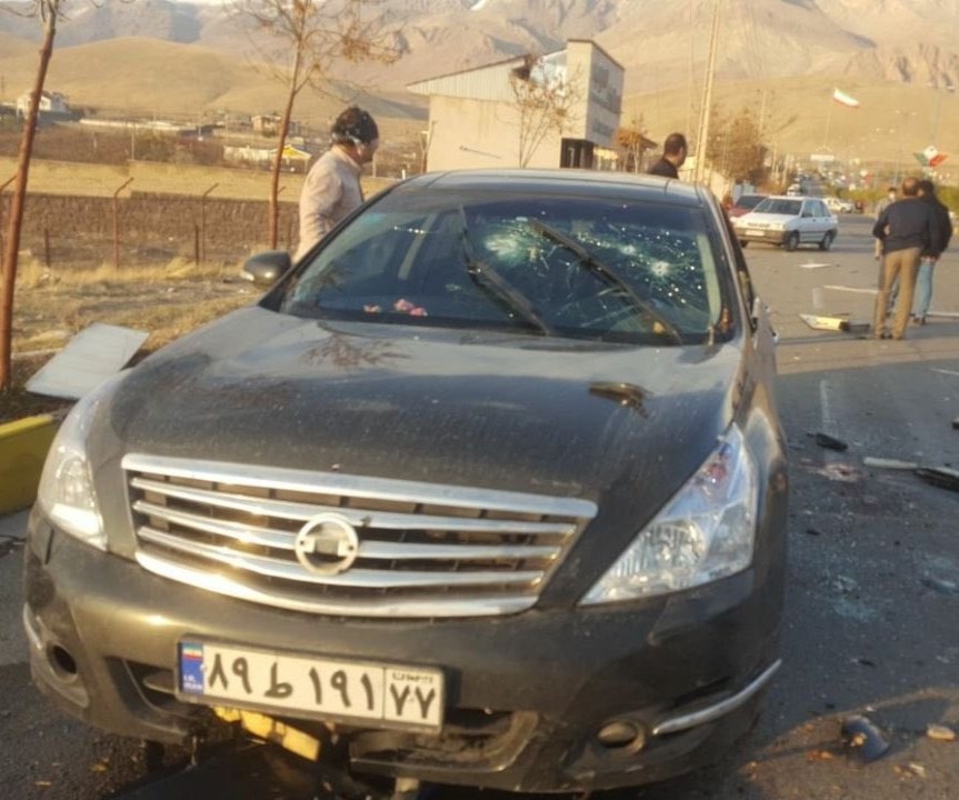 صورة من مكان عملية اغتيال العالم النووي محسن فخري زادة صورة من مكان عملية اغتيال العالم النووي محسن فخري زادة