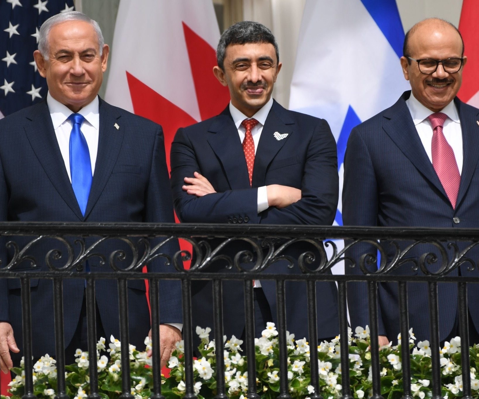 أجوبة في ذرائع التطبيع.. "إسرائيل" حاجة للأنظمة لا الشعوب أجوبة في ذرائع التطبيع.. "إسرائيل" حاجة للأنظمة لا الشعوب