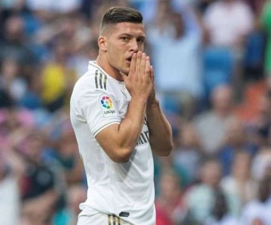 لاعب ريال مدريد الصربي لوكا يوفيتش (أرشيف) لاعب ريال مدريد الصربي لوكا يوفيتش (أرشيف)