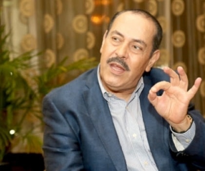 الفنان "لطفي بوشناق" رئيس التحكيم الفنان "لطفي بوشناق" رئيس التحكيم