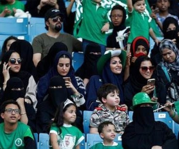استثمار خليجي في الأندية الأوروبية.. قوة ناعمة على المدرجات استثمار خليجي في الأندية الأوروبية.. قوة ناعمة على المدرجات