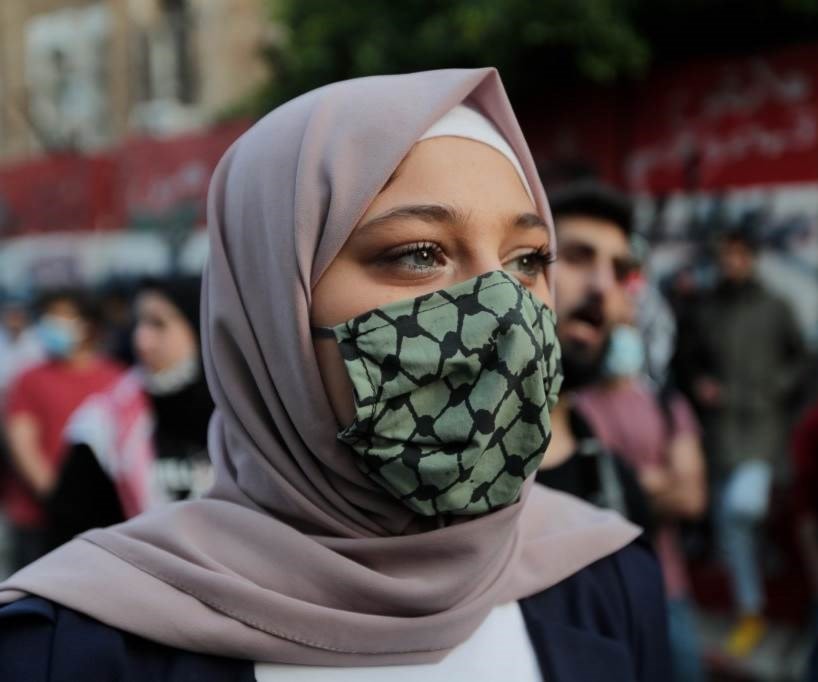 مواطنون يحتجون ضد الوضع المعيشي وغلاء الأسعار (أ ف ب - أرشيف) مواطنون يحتجون ضد الوضع المعيشي وغلاء الأسعار (أ ف ب - أرشيف)
