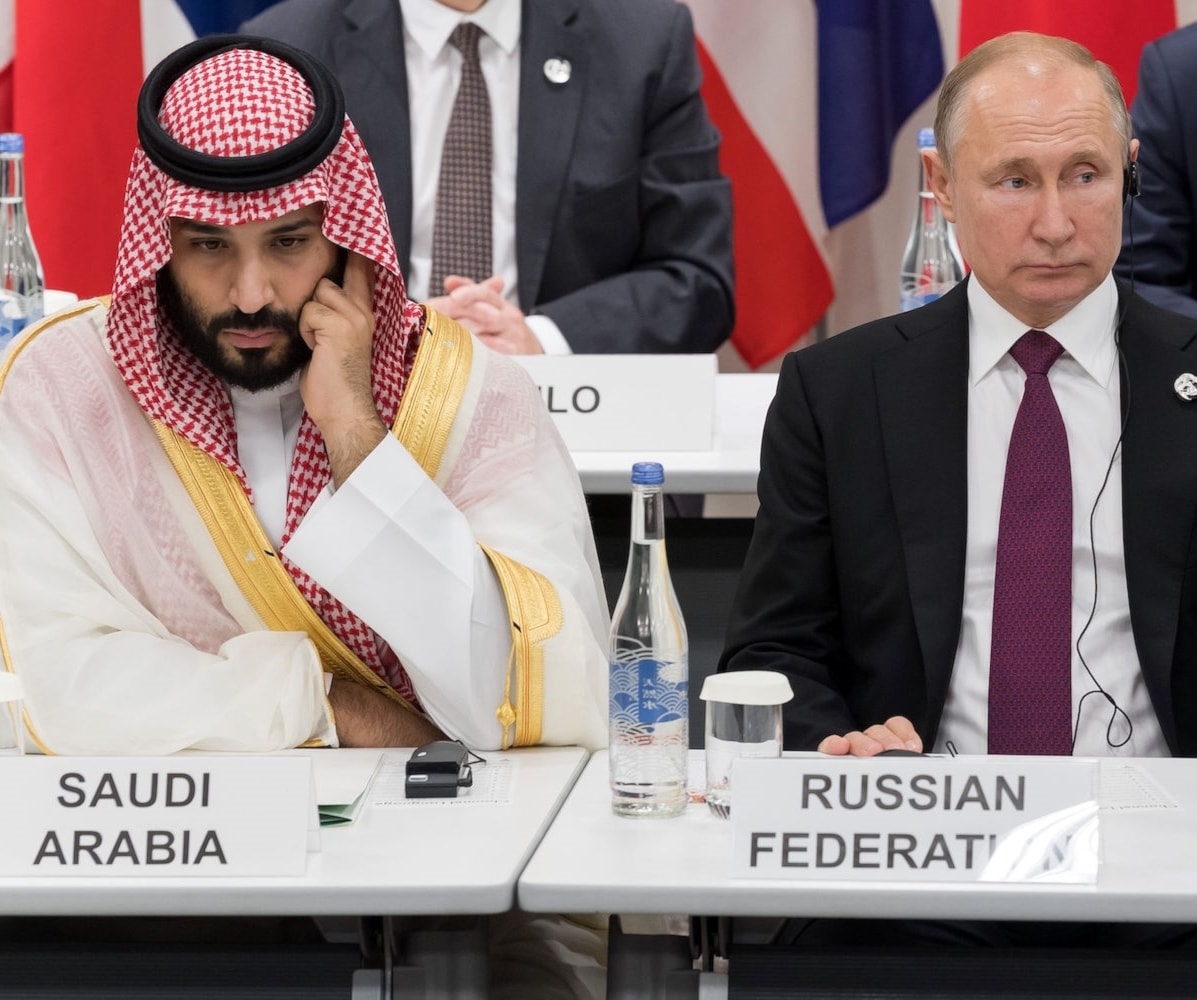 الرئيس الروسي فلاديمير بوتين وولي العهد السعودي محمد بن سلمان الرئيس الروسي فلاديمير بوتين وولي العهد السعودي محمد بن سلمان