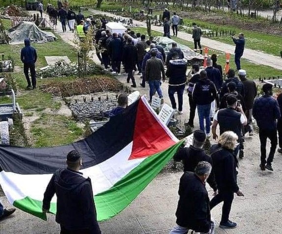 يحيى حسن.. شاعر فلسطيني لم يعش طويلاً يحيى حسن.. شاعر فلسطيني لم يعش طويلاً