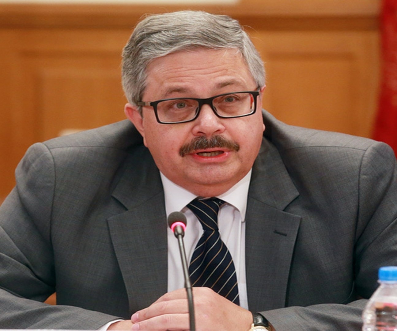 السفير الروسي في أنقرة: نعمل معاً من أجل تسوية ليبية السفير الروسي في أنقرة: نعمل معاً من أجل تسوية ليبية