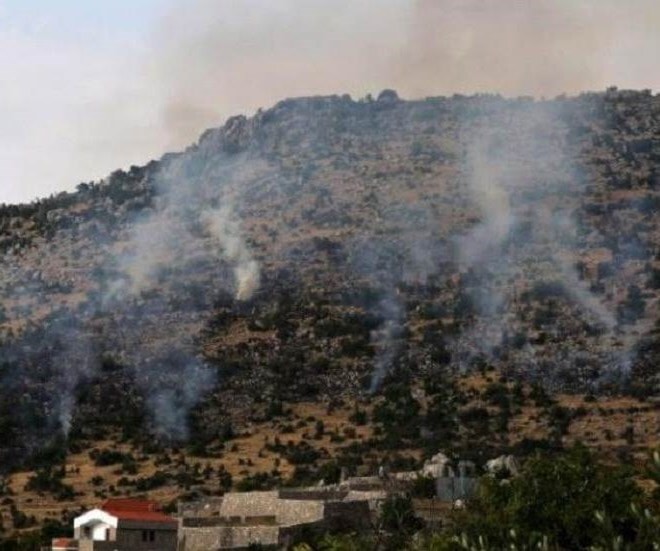 دخان يتصاعد جراء حريق نجم عن قصف المدفعية الإسرائيلية محيط بلدة كفرشوبا جنوب لبنان دخان يتصاعد جراء حريق نجم عن قصف المدفعية الإسرائيلية محيط بلدة كفرشوبا جنوب لبنان