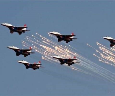 التحالف السعودي: تمّ اعتراض وتدمير 4 طائرات بدون طيار مفخخة أطلقها "أنصار الله" التحالف السعودي: تمّ اعتراض وتدمير 4 طائرات بدون طيار مفخخة أطلقها "أنصار الله"